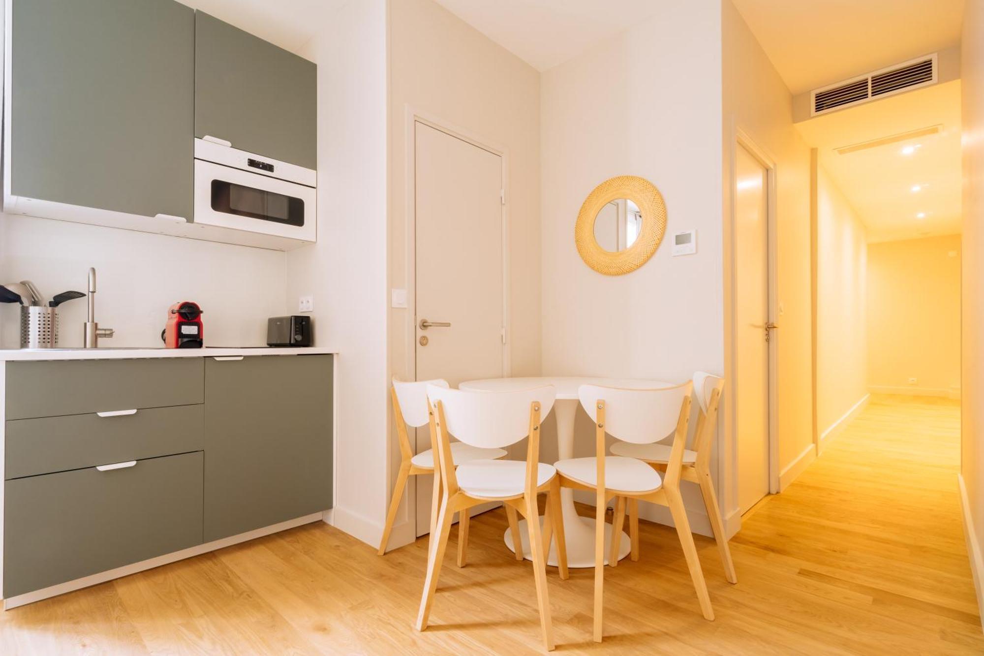 Stunning 1 Bedroom Apartment In Paris Exterior photo